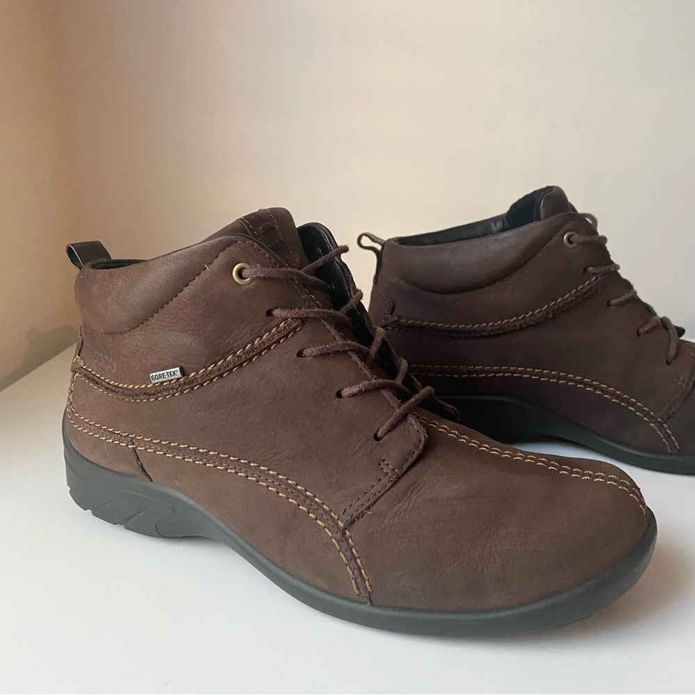 Ecco Women’s Gore-tex Brown Leather Felt Lined Ankle Boots Euro Made Rare EU 37